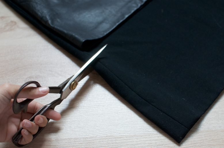 DIY lace dress by a pair and a spare 020