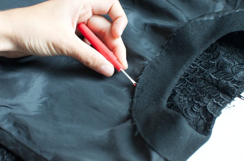 DIY lace dress by a pair and a spare 021