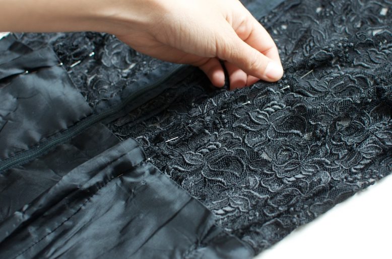 DIY lace dress by a pair and a spare 024