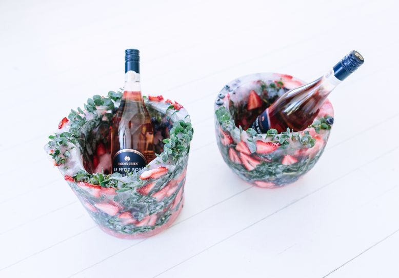 DIY Frozen Ice Bucket