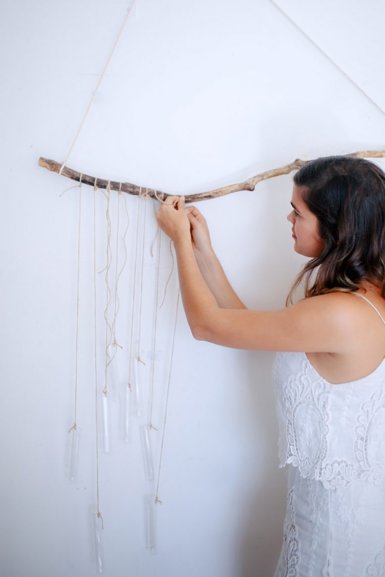 DIY Floral Vase Wall Hanging