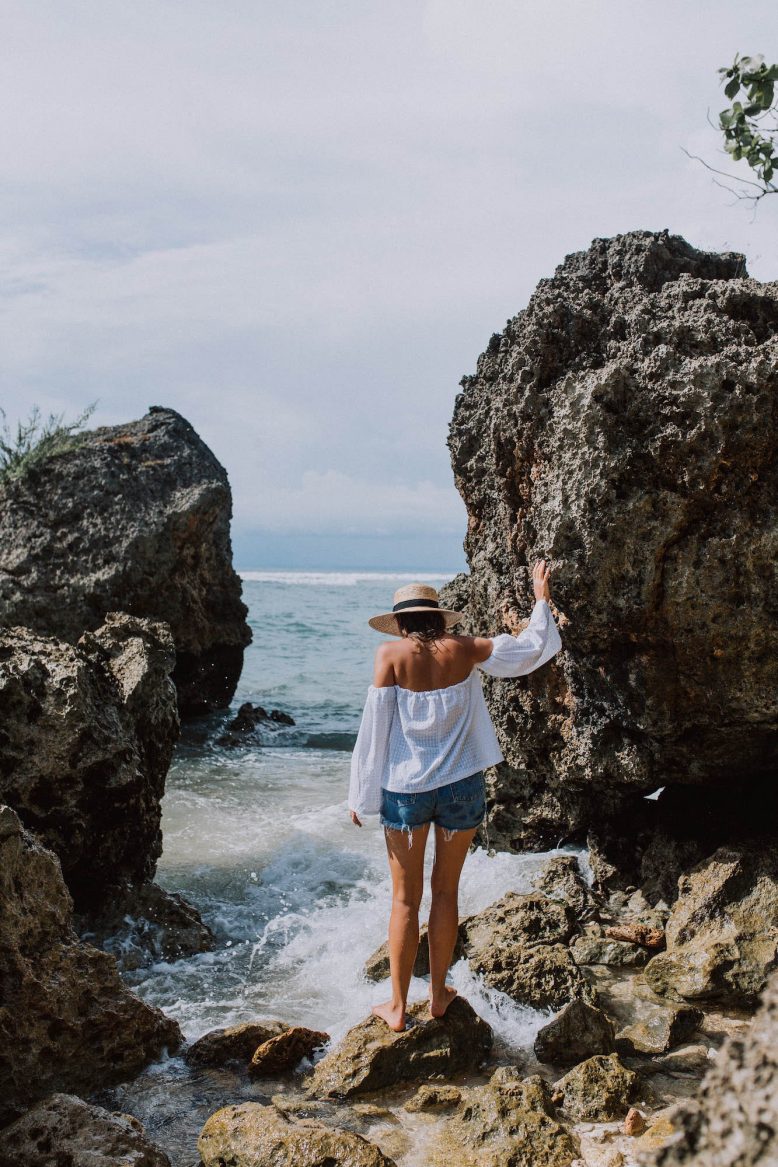 Uluwatu Travel Guide