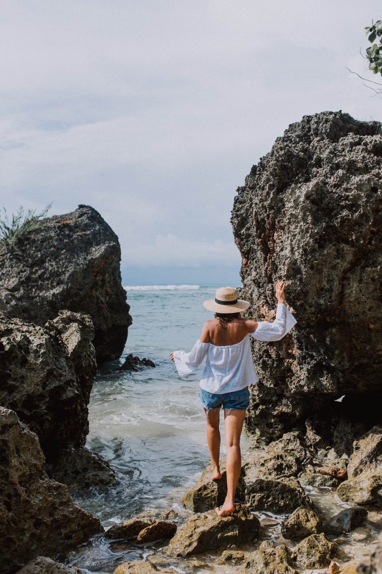 Uluwatu Travel Guide