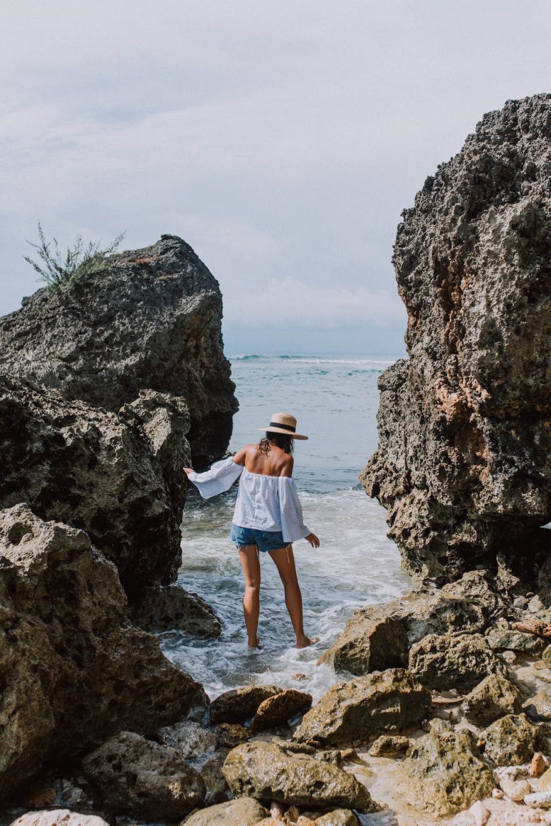 Uluwatu Travel Guide