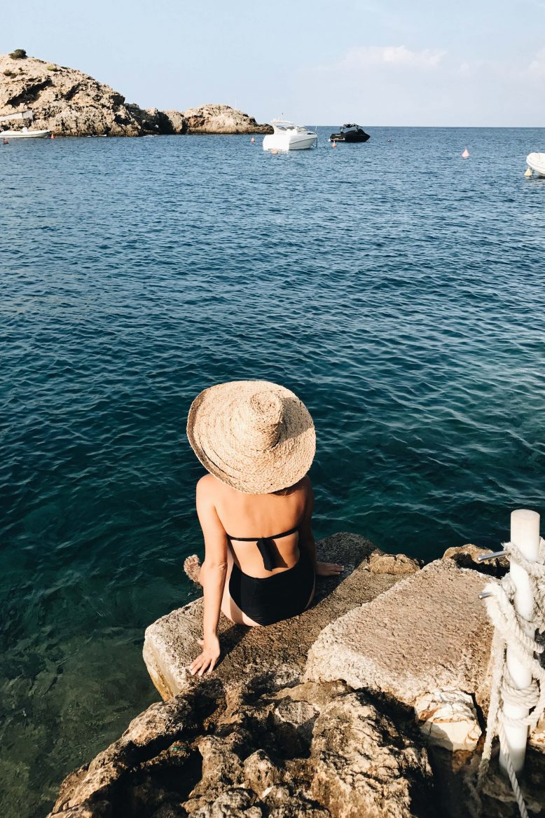 Ibiza Travel Guide (Beyond The Nightclubs)