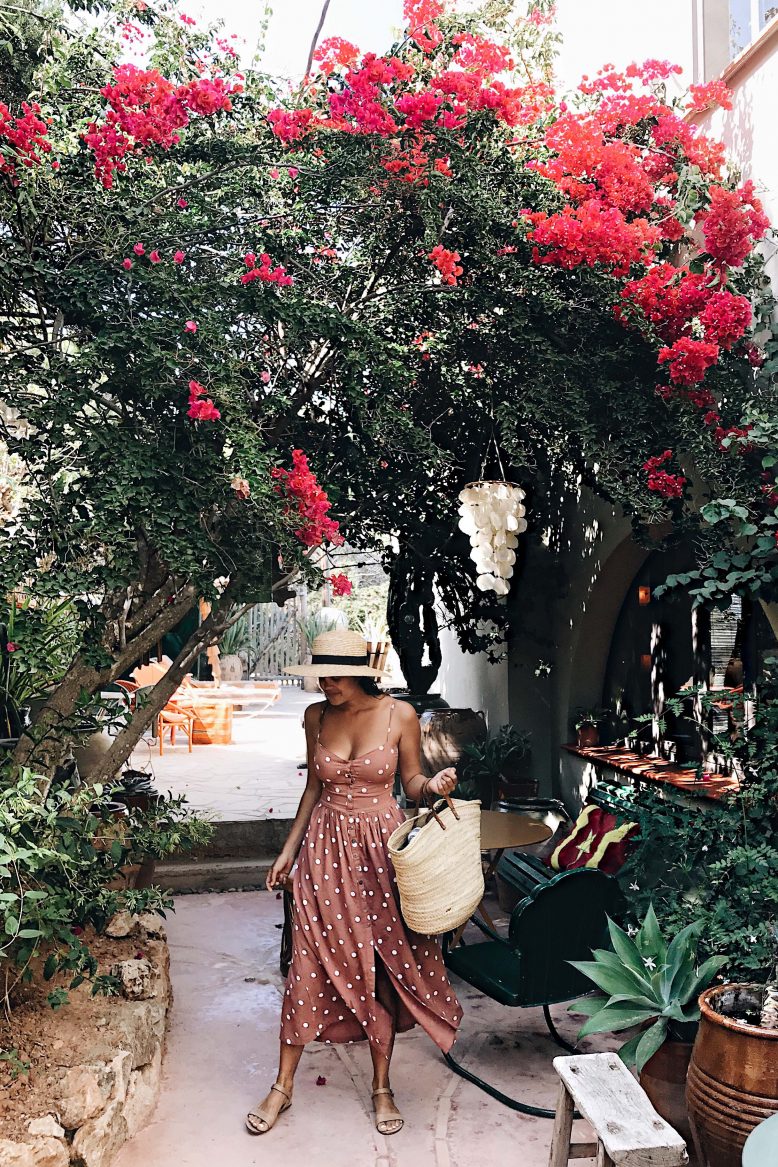 Ibiza Travel Guide (Beyond The Nightclubs)