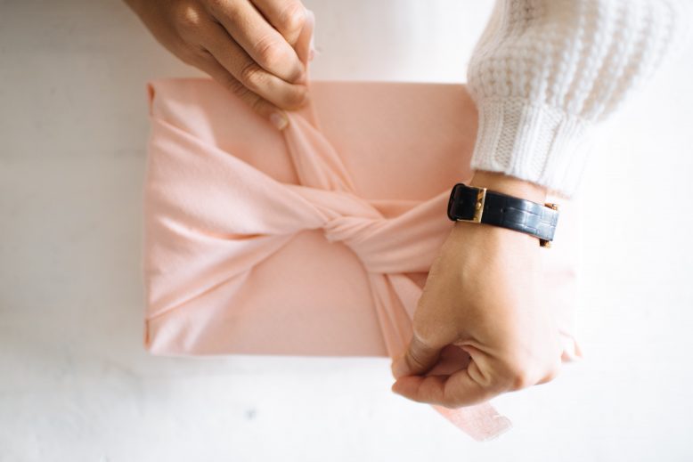 DIY Fabric Wrapped Gifts