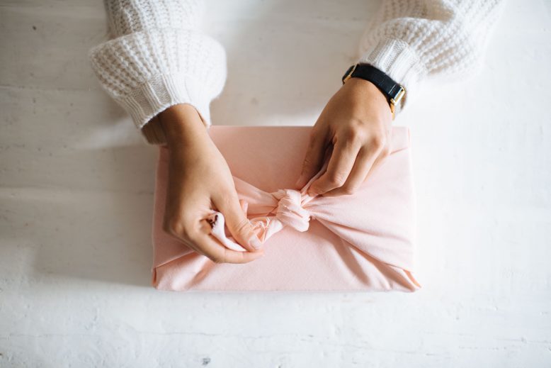 DIY Fabric Wrapped Gifts