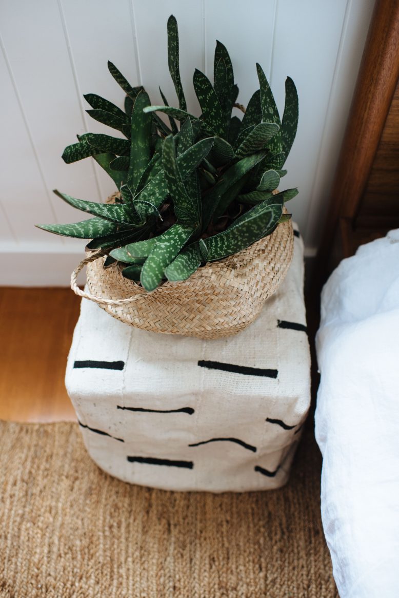 DIY Fabric Covered Stools (Made From A Milk Crate!)
