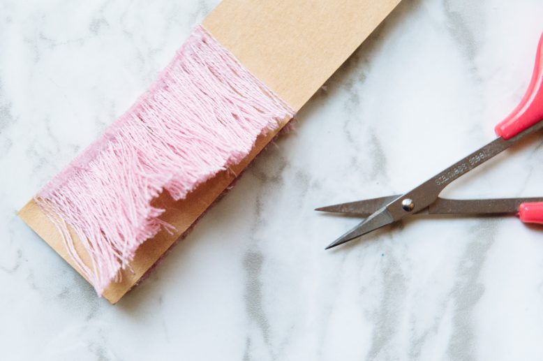 Fan Taseel Earrings-10