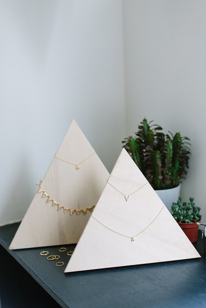 DIY's to Declutter Your Home DIY's to Declutter Your Home