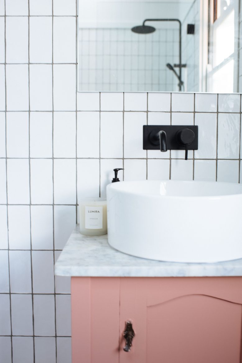 Bathroom cabinet-1-2