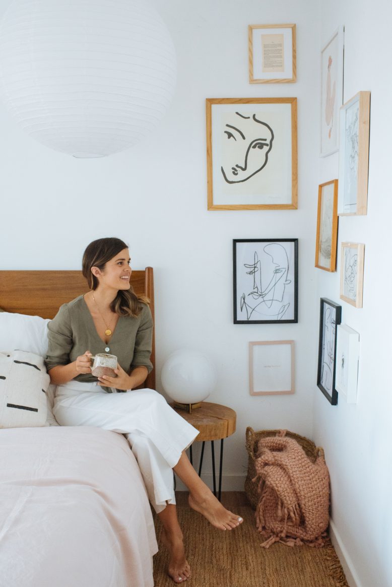 How to Create A Corner Gallery Wall-13