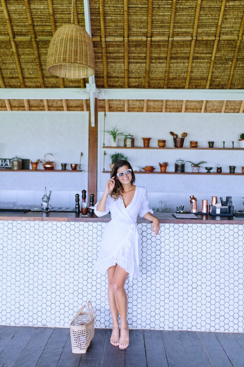 How to Create A Breastfeeding Capsule Wardrobe