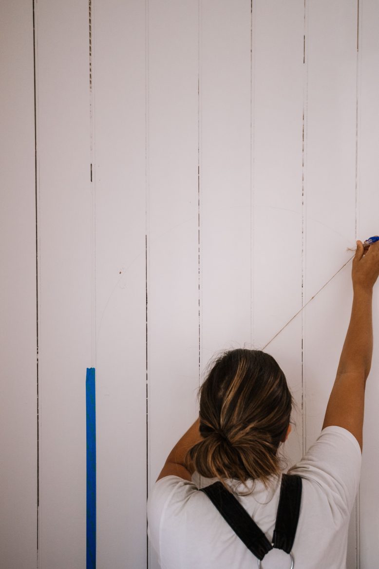 Frankie's Reading Nook DIY Wrched Painted Shelves (3 of 18)