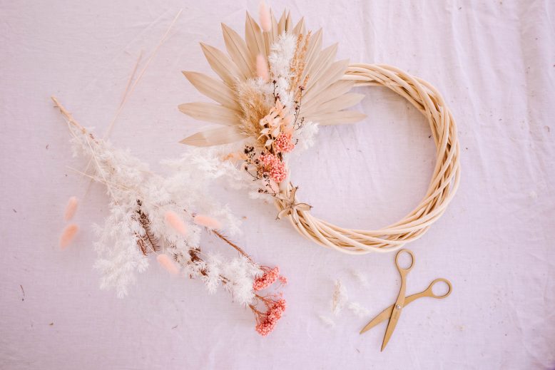 Rattan Inspired Front Door Wreath (12 of 14)