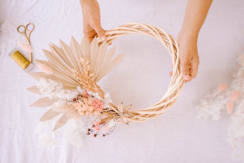 Rattan Inspired Front Door Wreath (5 of 14)