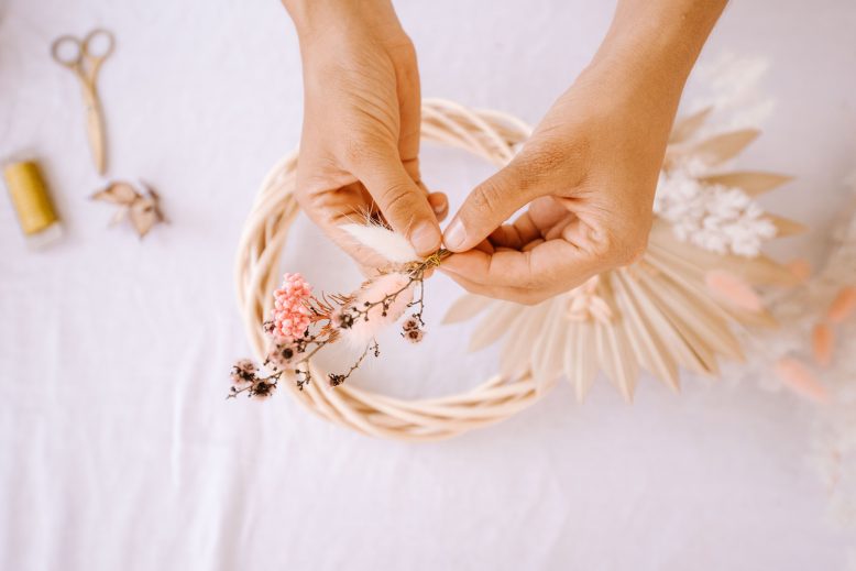 Rattan Inspired Front Door Wreath (6 of 14)