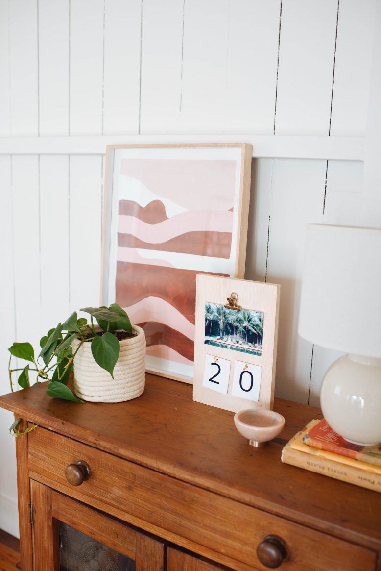 DIY Photo Flip Date Calendar (3 of 4)