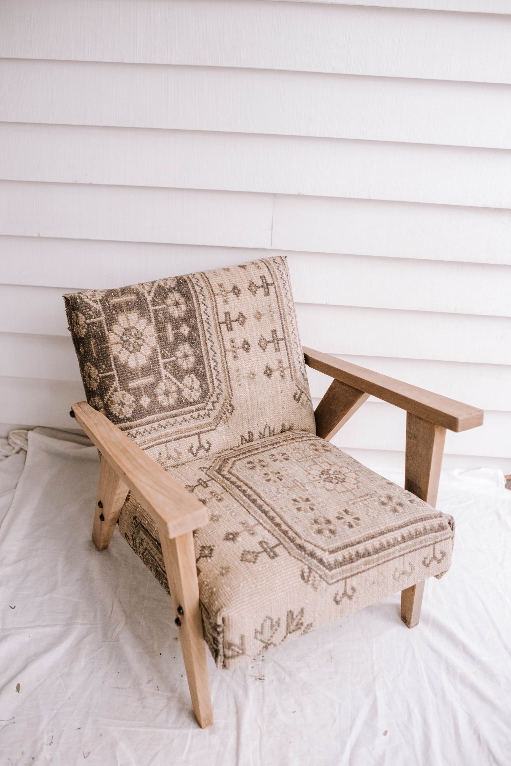 The Upcycled Chair Makeover aka 'No Chair Left Behind'