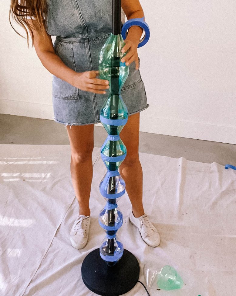 How to make a floor lamp bobble lamp out of bottles-5