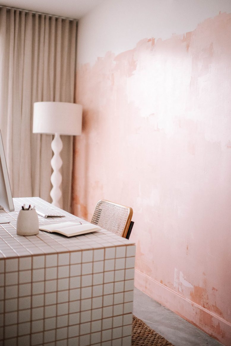 create a faux plaster wall using paint