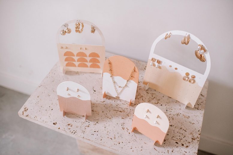 Cricut wooden jewelry holder-4
