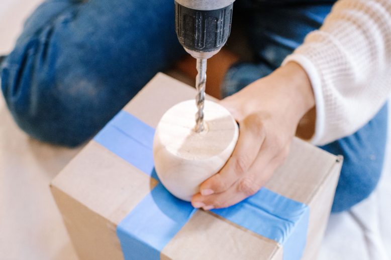 Home to Make a Bobbin Side Table-2