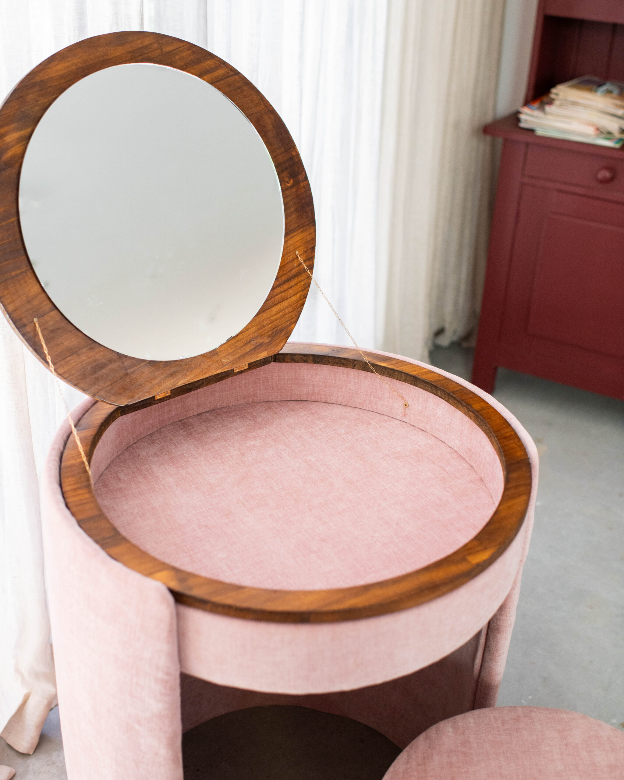 Making a Round Upholstered Vanity (a Dilly Dally and Urban Outfitters Dupe!)